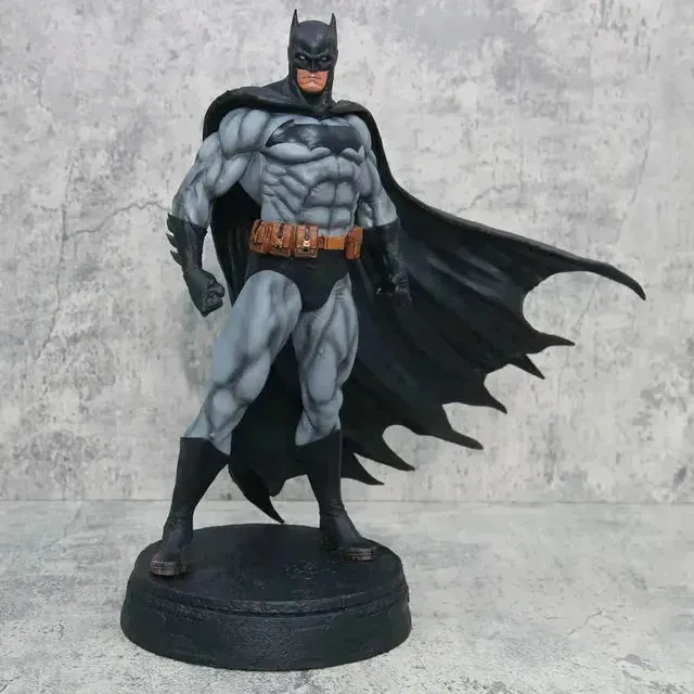 Batman The Dark Knight Figurine (38 cm)